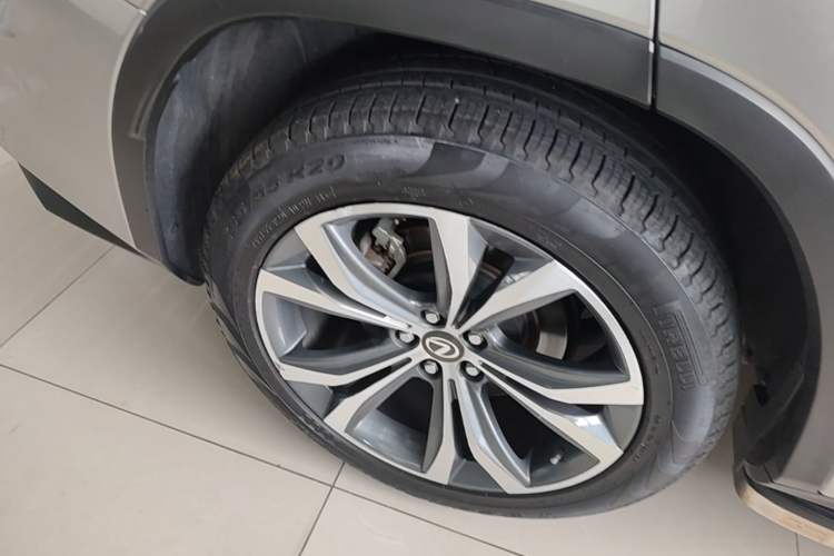 Used Lexus RX 2016 300 4x4 Elegant Edition China VI Right Rear Wheel Hub