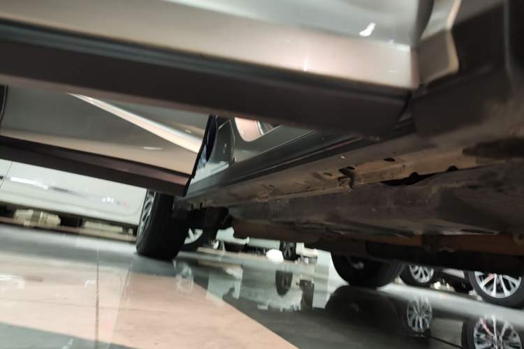Used Lexus RX 2016 300 4x4 F SPORT Version China V Standard Right Side Sill