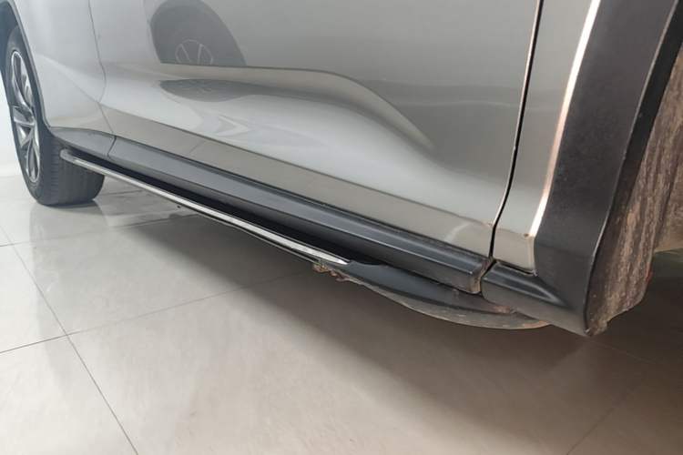 Used Lexus RX 2016 300 4x4 Elegant Edition China V-standard Right Side Sill