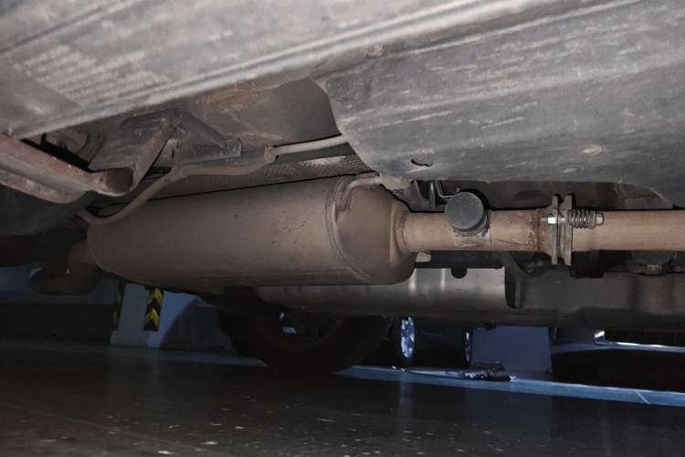 Used Lexus RX 2016 300 4x4 F SPORT Version China VI Standard Chassis Rear Left