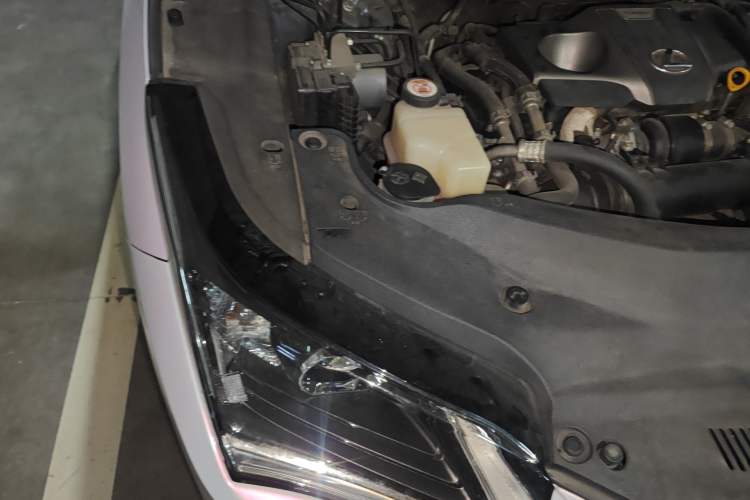 Used Lexus RX 2016 300 Two-Wheel Drive Elite Version China V Standard Engine Bay Right