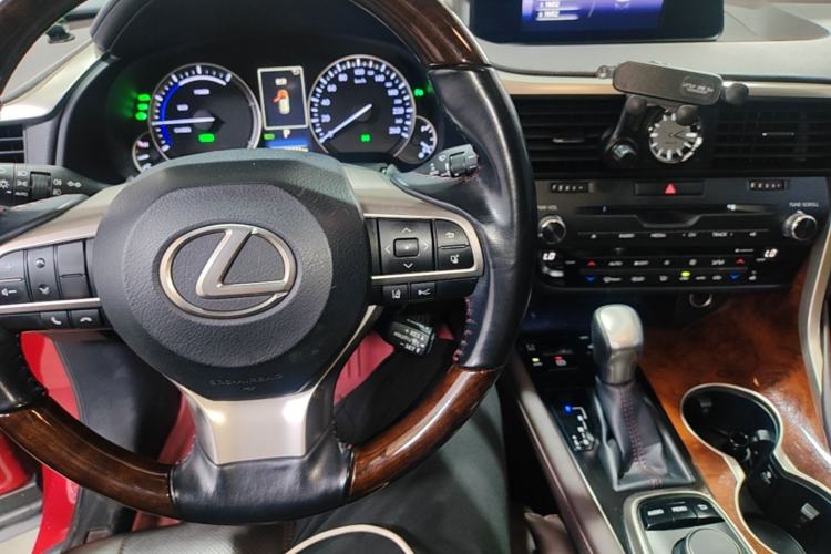 Used Lexus RX 2016 450h Four-Wheel Drive Luxury Edition Center Console