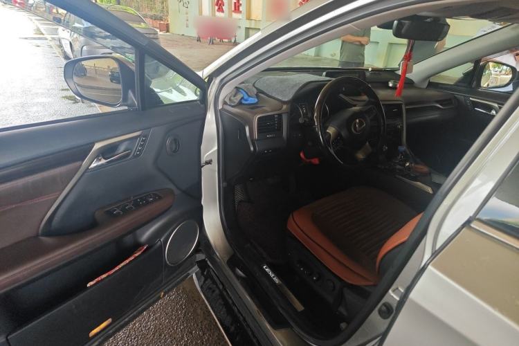 Used Lexus RX 2016 450h Four-Wheel Drive Luxury Edition Driver Seat