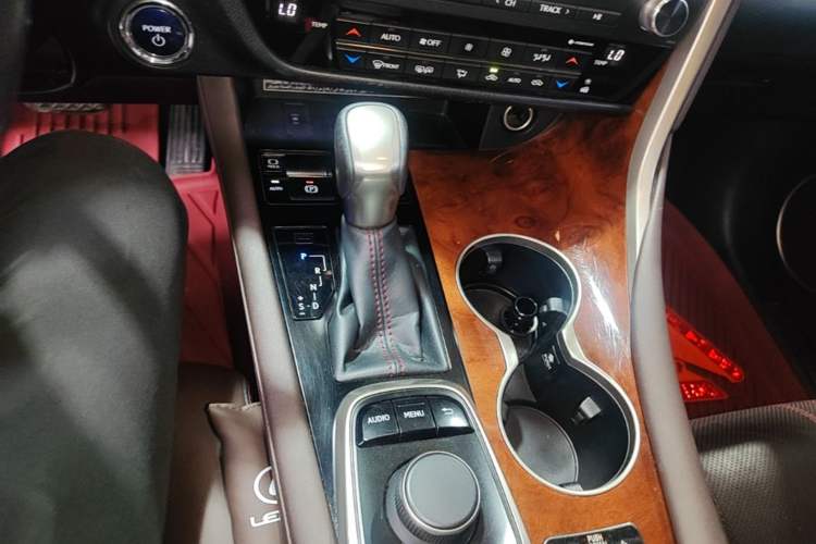 Used Lexus RX 2016 450h Four-Wheel Drive Luxury Edition Gear Lever
