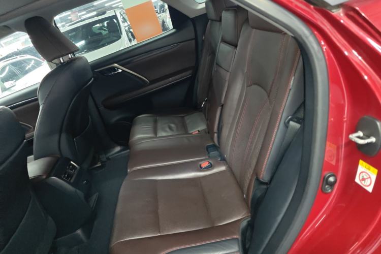 Used Lexus RX 2016 300 4x4 Elegant Edition China V-standard Left Rear Seat