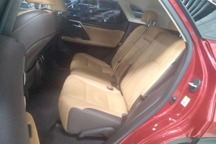 Used Lexus RX 2016 300 4x4 Elegant Edition China V-standard Left Rear Seat