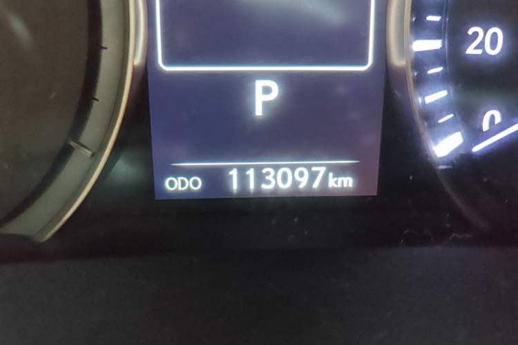 Used Lexus RX 2016 450h Four-Wheel Drive Luxury Edition Odometer Close Up