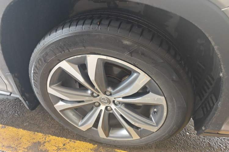 Used Lexus RX 2016 450h Four-Wheel Drive Luxury Edition Right Front Wheel Hub