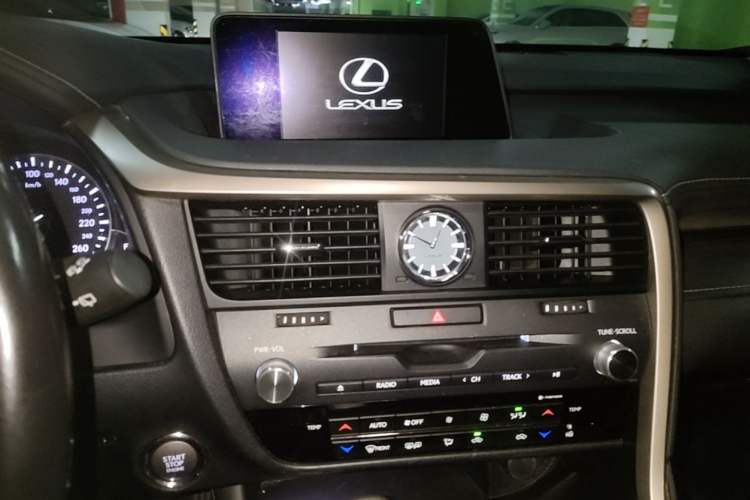 Used Lexus RX 2016 300 Two-Wheel Drive Elite Version China V Standard Audio And AC Panel