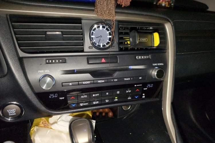 Used Lexus RX 2016 300 4x4 Elegant Edition China V-standard Audio And AC Panel