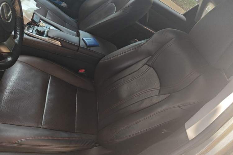 Used Lexus RX 2016 300 4x4 Elegant Edition China V-standard Driver Seat