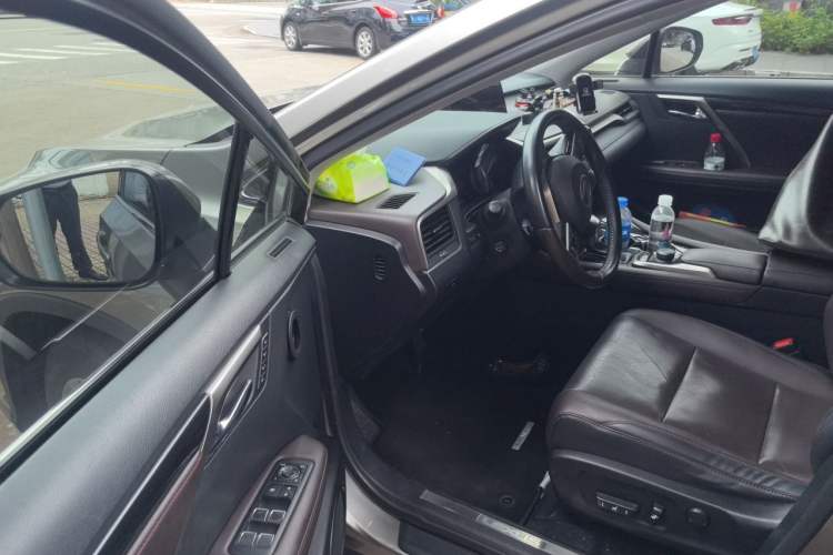 Used Lexus RX 2016 300 Two-Wheel Drive Comfort Edition China VI Standard Driver Seat