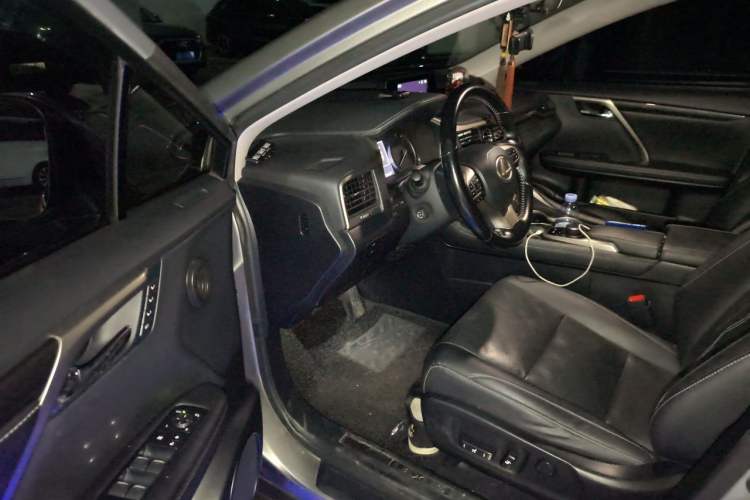 Used Lexus RX 2016 300 4x4 Elegant Edition China V-standard Driver Seat