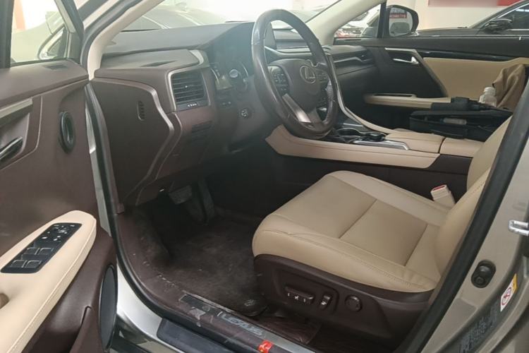 Used Lexus RX 2016 300 Two-Wheel Drive Elite Version China V Standard Driver Seat