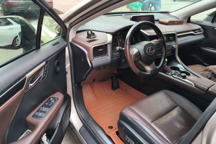 Used Lexus RX 2016 300 4x4 Elegant Edition China V-standard Driver Seat