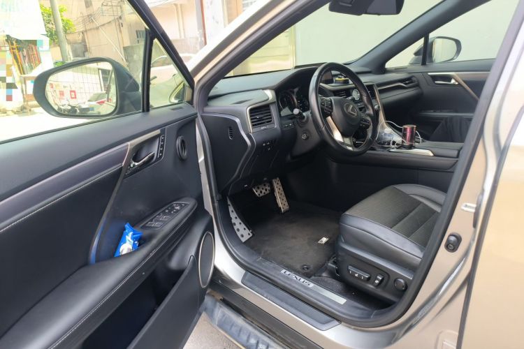 Used Lexus RX 2016 300 4x4 F SPORT Version China VI Standard Driver Seat