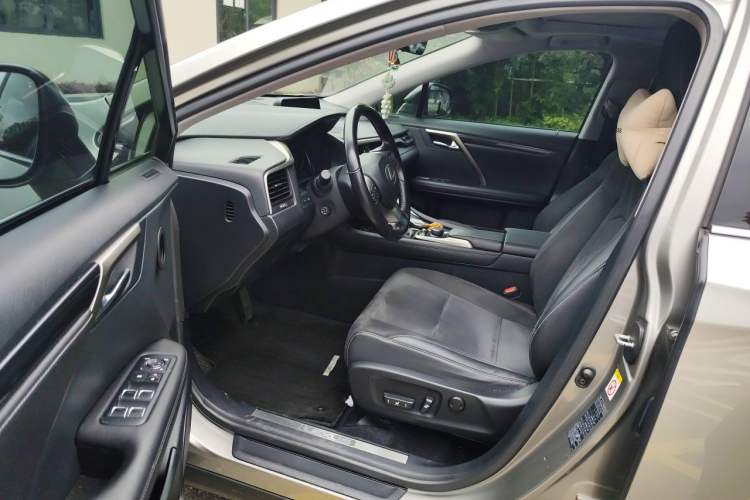 Used Lexus RX 2016 300 Two-Wheel Drive Elite Version China V Standard Driver Seat