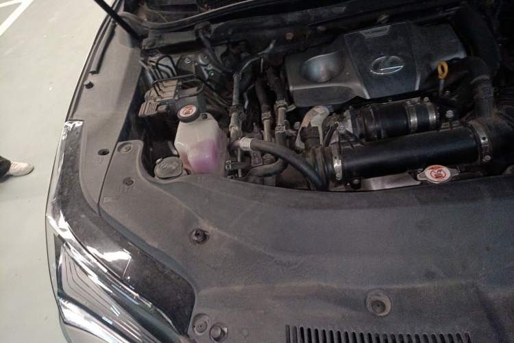 Used Lexus RX 2016 300 4x4 F SPORT Version China VI Standard Engine Bay Right