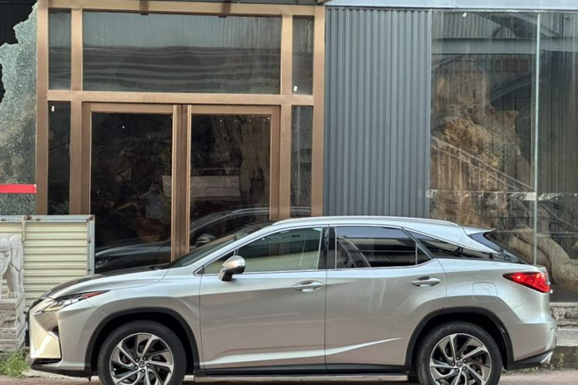 Used Lexus RX 2016 300 4x4 Elegant Edition China V-standard Exterior 2