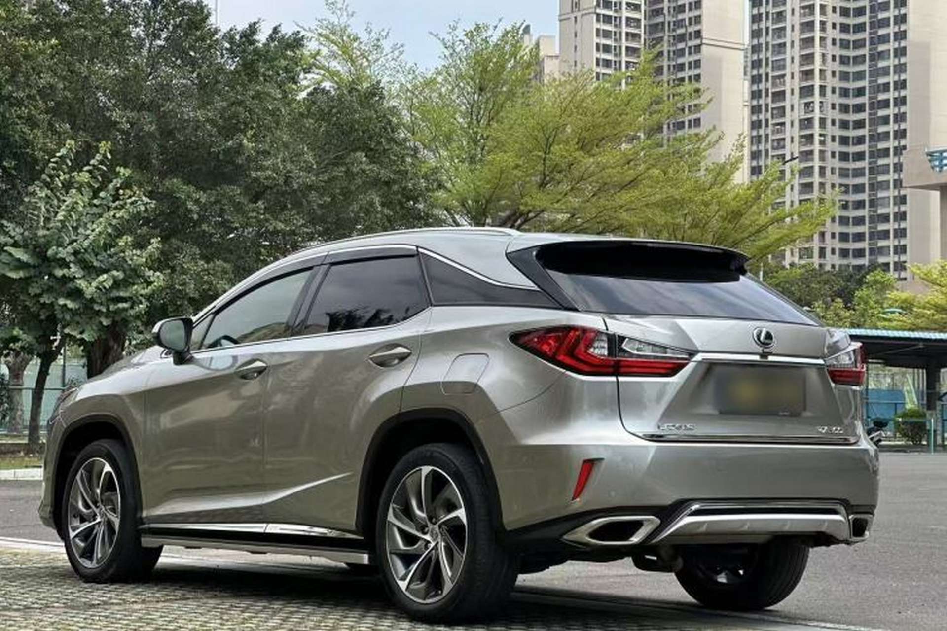 Used Lexus RX 2016 300 4x4 Elegant Edition China V-standard Exterior 4
