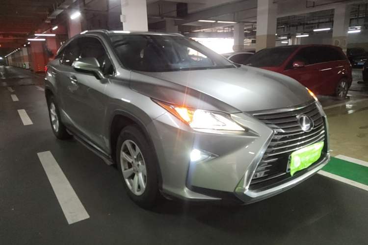 Used Lexus RX 2016 300 Two-Wheel Drive Elite Version China V Standard Front Right 45 Deg