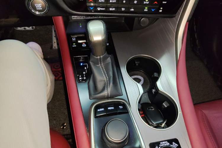 Used Lexus RX 2016 300 4x4 F SPORT Version China V Standard Gear Lever