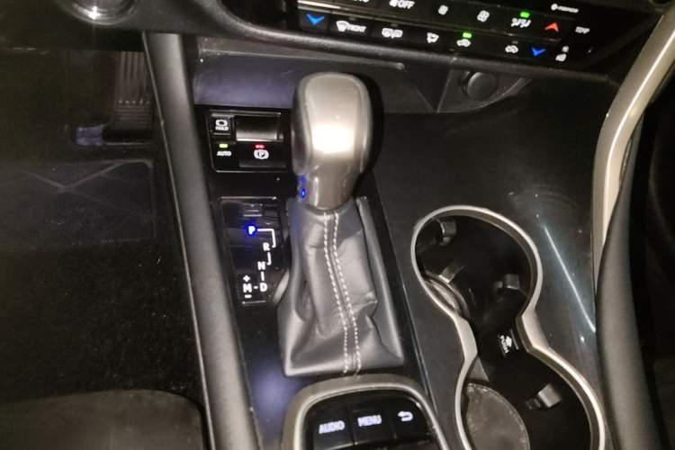 Used Lexus RX 2016 300 Two-Wheel Drive Elite Version China V Standard Gear Lever