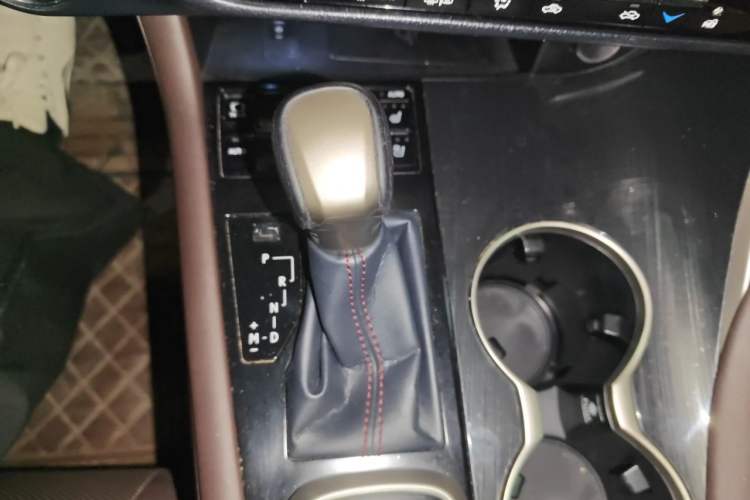 Used Lexus RX 2016 300 Two-Wheel Drive Comfort Edition China V Standard Gear Lever