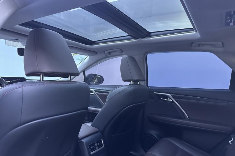 Used Lexus RX 2016 300 4x4 Elegant Edition China VI Headliner