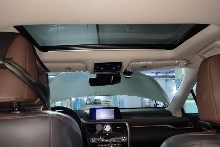 Used Lexus RX 2016 450h Four-Wheel Drive Elegant Edition Headliner