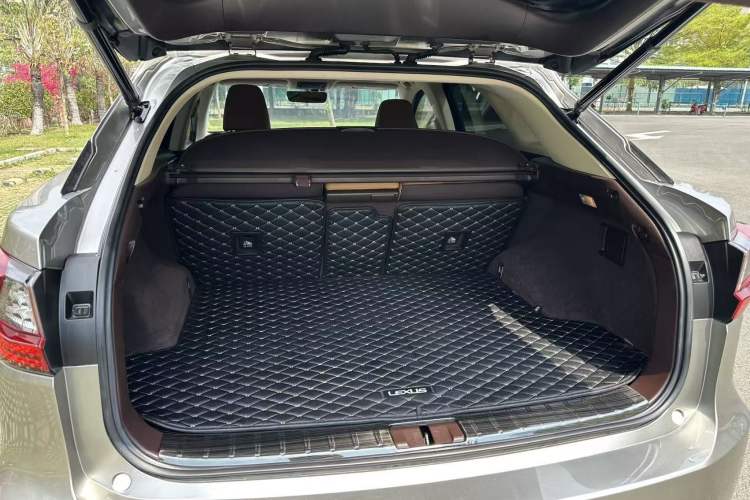 Used Lexus RX 2016 300 4x4 Elegant Edition China V-standard Interior 7
