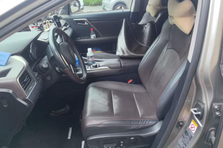 Used Lexus RX 2016 300 Two-Wheel Drive Comfort Edition China VI Standard Left Front Seat
