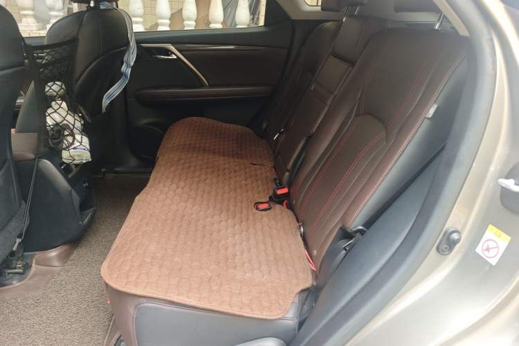 Used Lexus RX 2016 300 Two-Wheel Drive Comfort Edition China V Standard Left Rear Seat