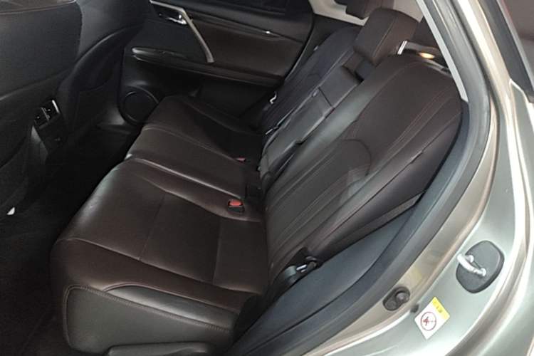 Used Lexus RX 2016 300 4x4 Elegant Edition China VI Left Rear Seat