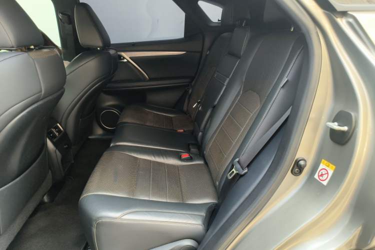 Used Lexus RX 2016 300 4x4 F SPORT Version China VI Standard Left Rear Seat