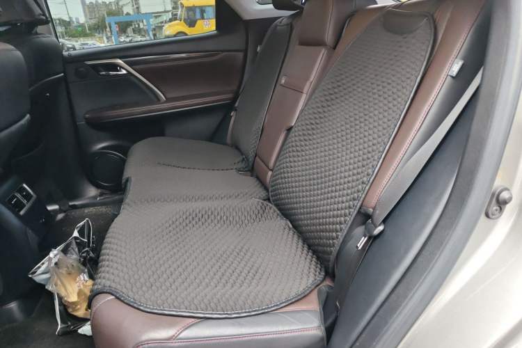Used Lexus RX 2016 300 4x4 Elegant Edition China VI Left Rear Seat