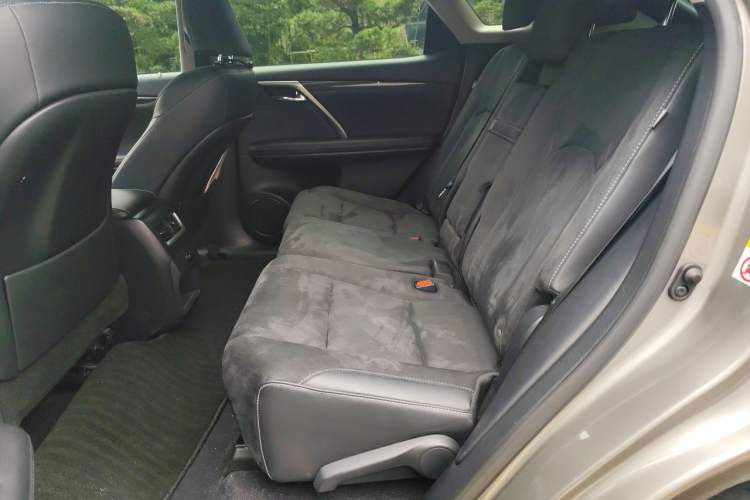 Used Lexus RX 2016 300 Two-Wheel Drive Elite Version China V Standard Left Rear Seat