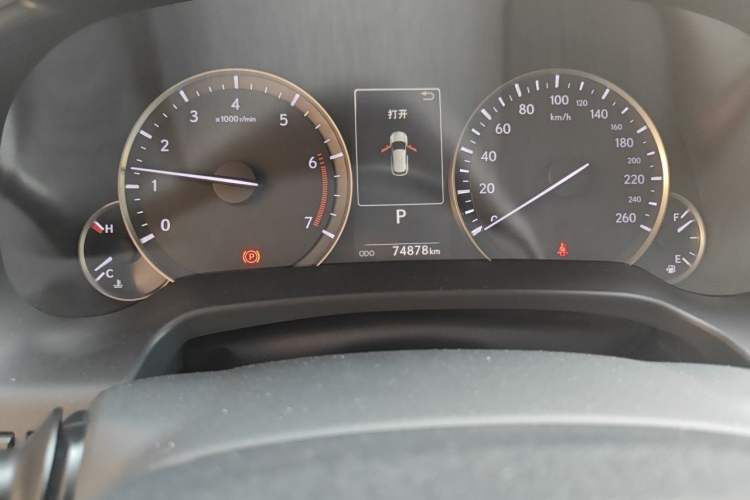 Used Lexus RX 2016 300 4x4 Elegant Edition China V-standard Odometer Close Up