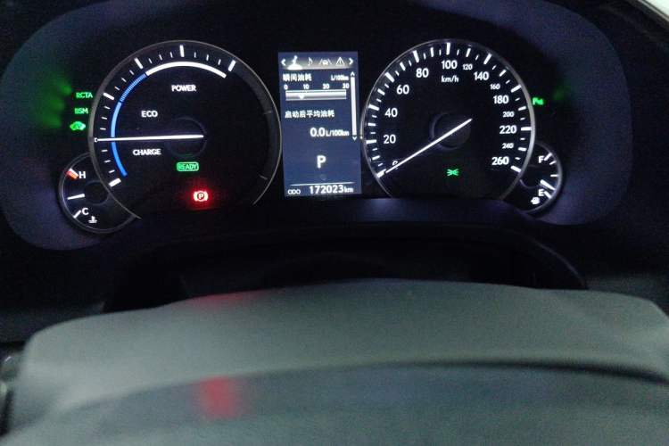 Used Lexus RX 2016 450h Four-Wheel Drive Elegant Edition Odometer Close Up