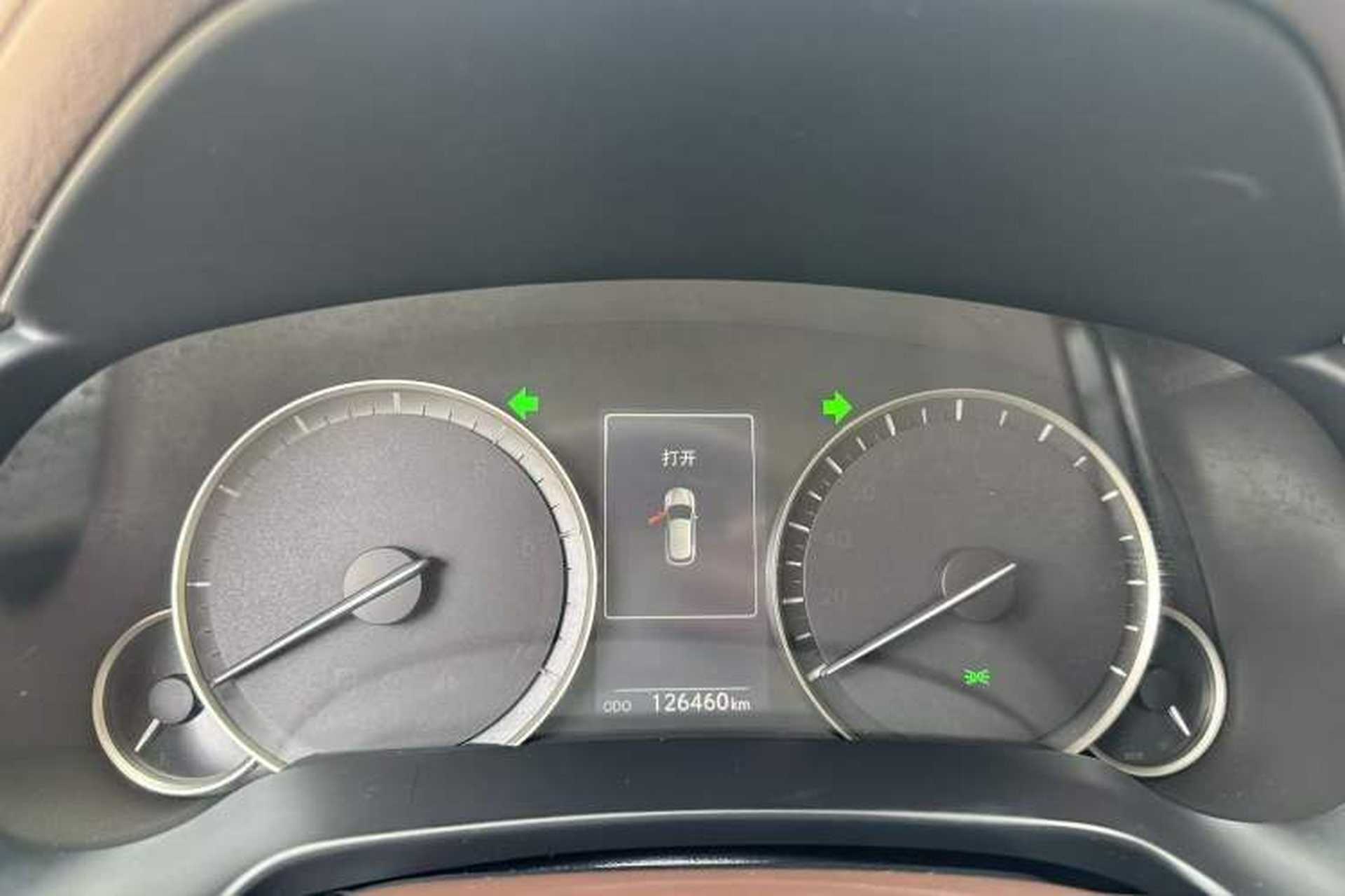 Used Lexus RX 2016 300 4x4 Elegant Edition China V-standard Odometer Close Up