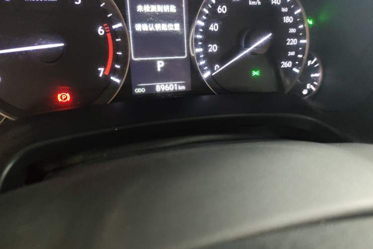 Used Lexus RX 2016 300 4x4 Elegant Edition China VI Odometer Close Up