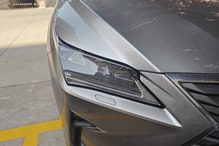 Used Lexus RX 2016 300 4x4 Elegant Edition China V-standard Right Front Headlight
