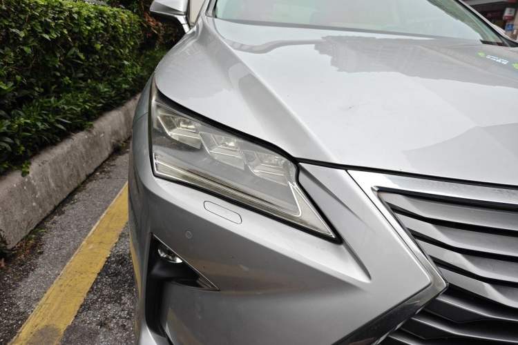 Used Lexus RX 2016 300 4x4 Elegant Edition China V-standard Right Front Headlight