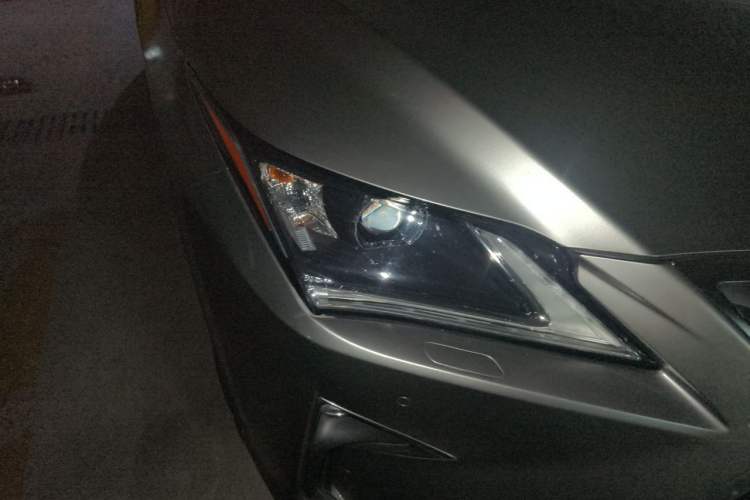 Used Lexus RX 2016 300 Two-Wheel Drive Comfort Edition China V Standard Right Front Headlight