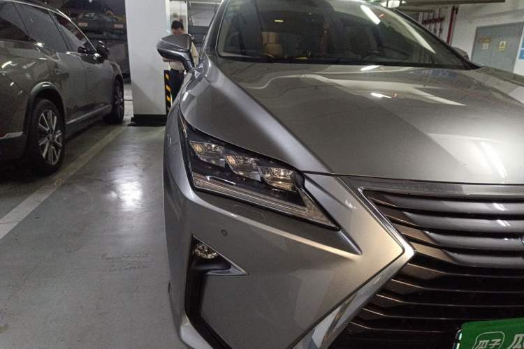 Used Lexus RX 2016 300 4x4 Elegant Edition China V-standard Right Front Headlight