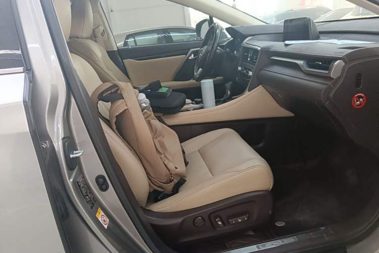 Used Lexus RX 2016 300 Two-Wheel Drive Elite Version China V Standard Right Front Seat
