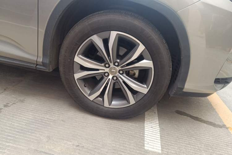 Used Lexus RX 2016 450h Four-Wheel Drive Luxury Edition Right Front Wheel Hub