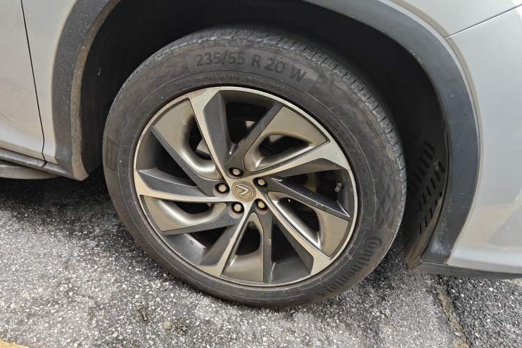 Used Lexus RX 2016 300 4x4 Elegant Edition China V-standard Right Front Wheel Hub