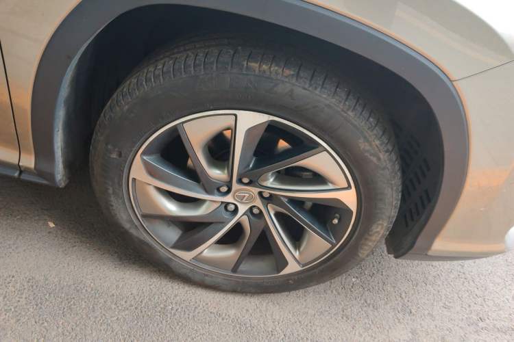 Used Lexus RX 2016 300 4x4 Elegant Edition China V-standard Right Front Wheel Hub