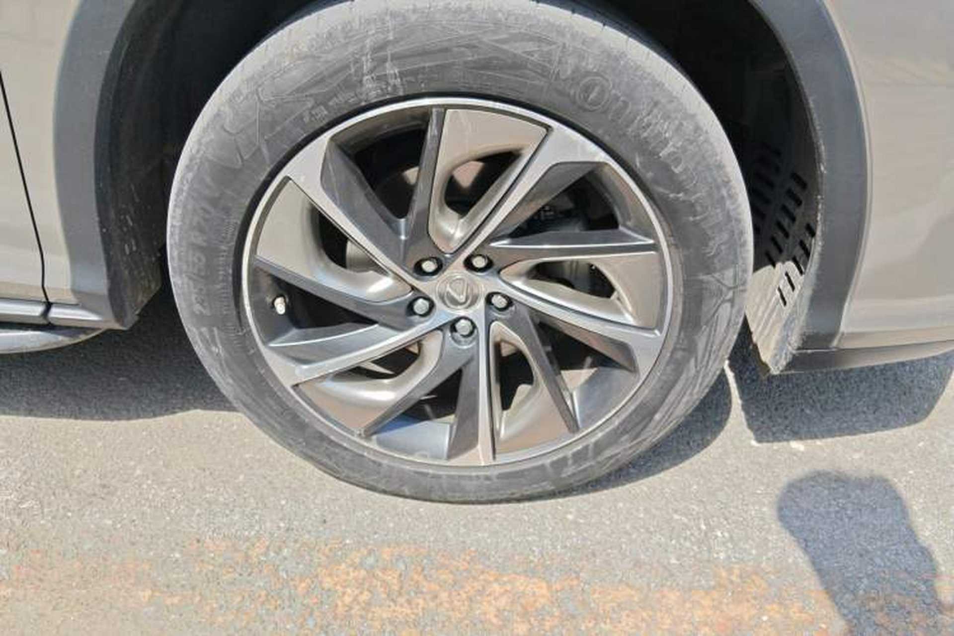 Used Lexus RX 2016 300 4x4 Elegant Edition China V-standard Right Front Wheel Hub